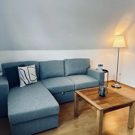 Apartment Fewo Am Waldhuegelsee